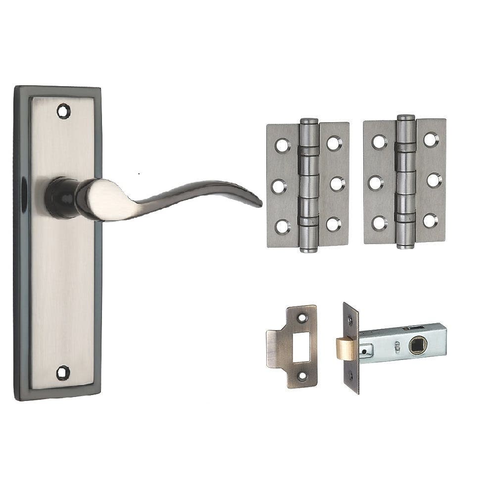 Latch door outlet handle set