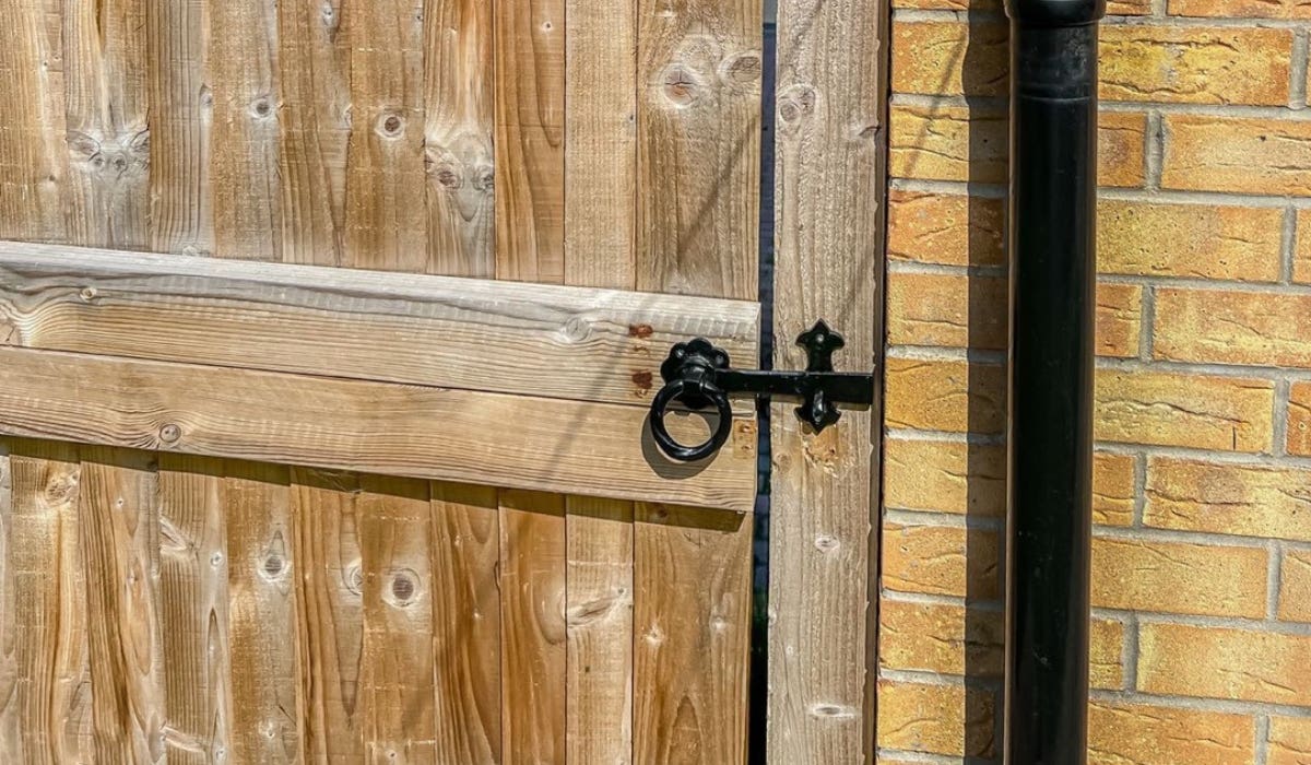 Gate Locks For Wooden Gates A guide By Hiatt Hardware